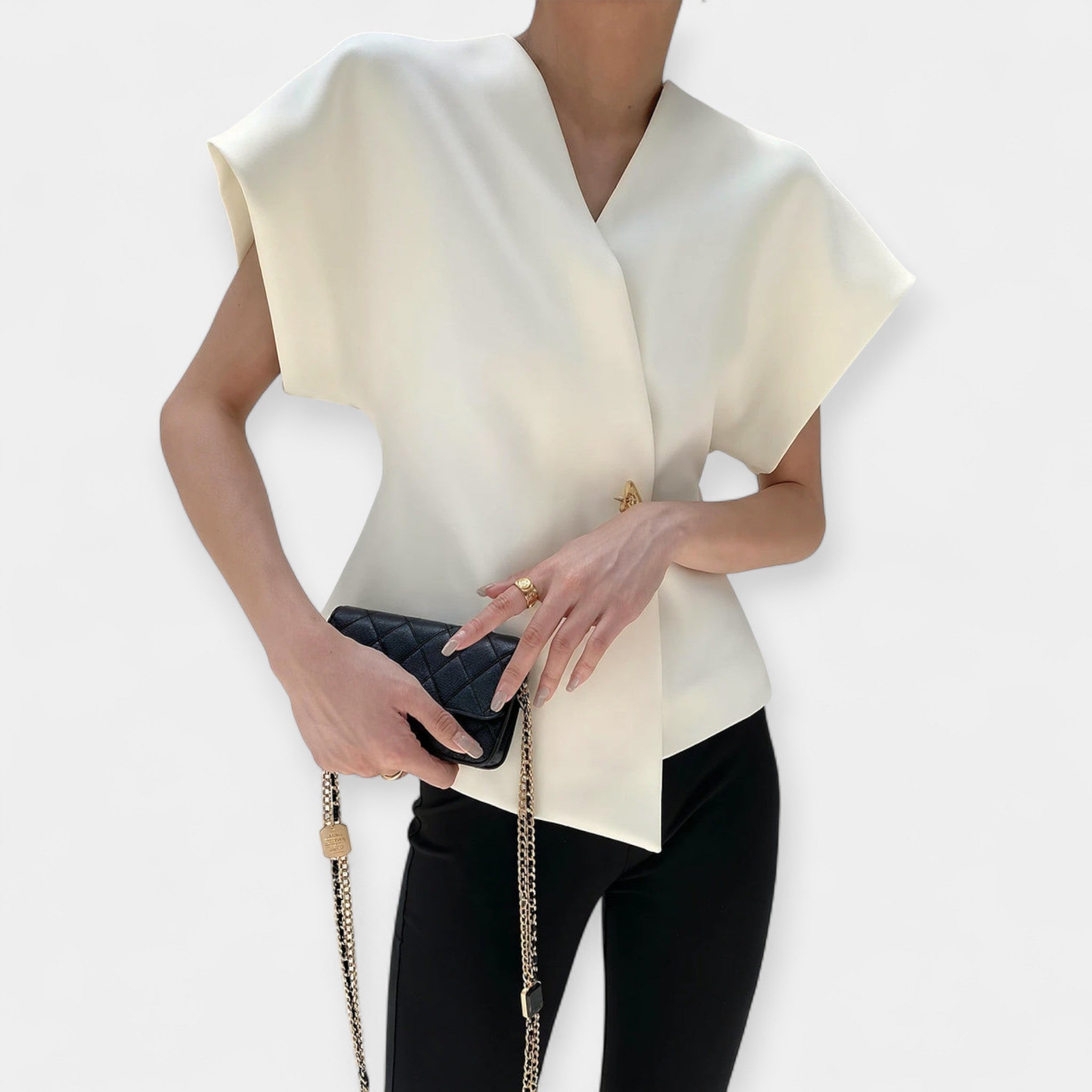Elegantne top minimalistliku disainiga