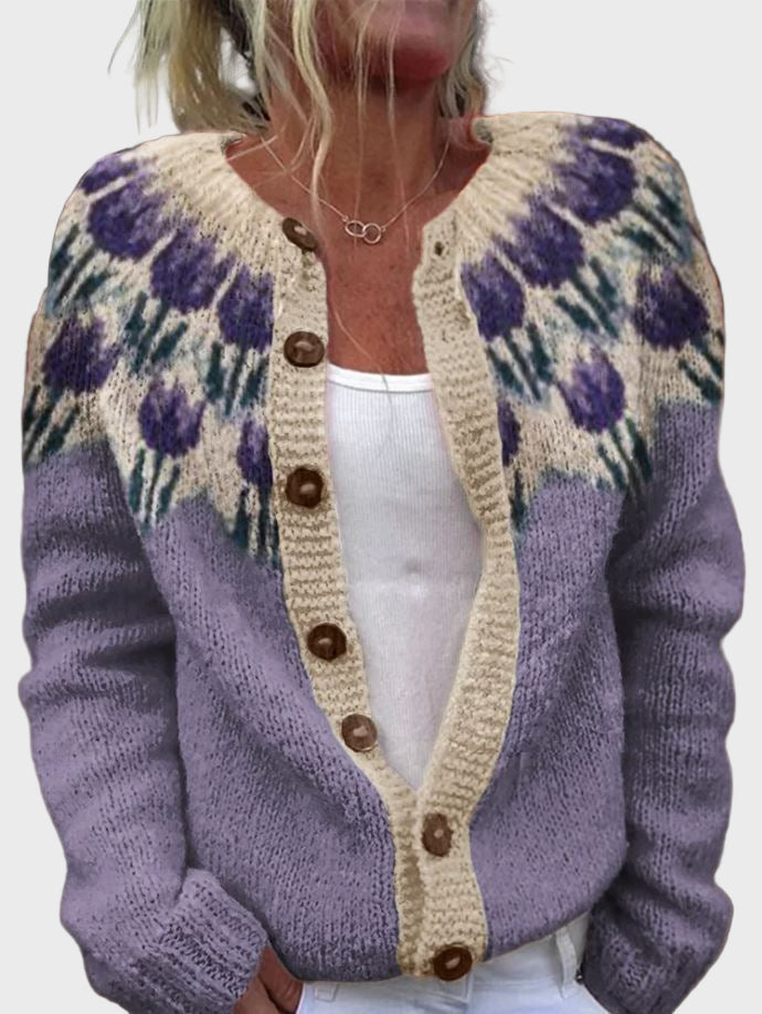 Kootud vest lillemustriga